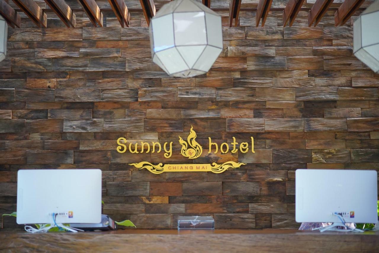 Sunny V Hotel Chiang Mai Dış mekan fotoğraf
